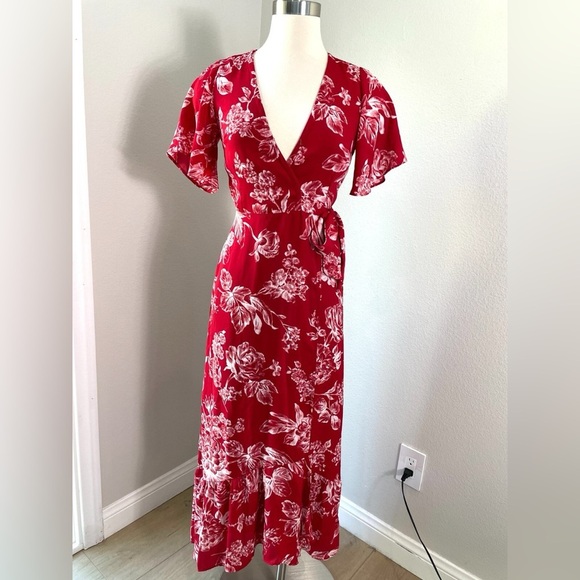 Abercrombie & Fitch: Women’s XS Red Floral Wrap Maxi Dress Short Sleeve - Picture 1 of 9